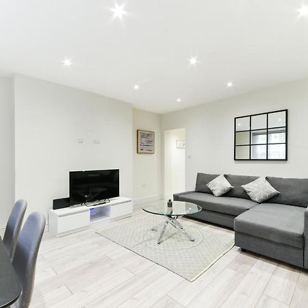 Chic Apartment By Hyde Park Londra Esterno foto