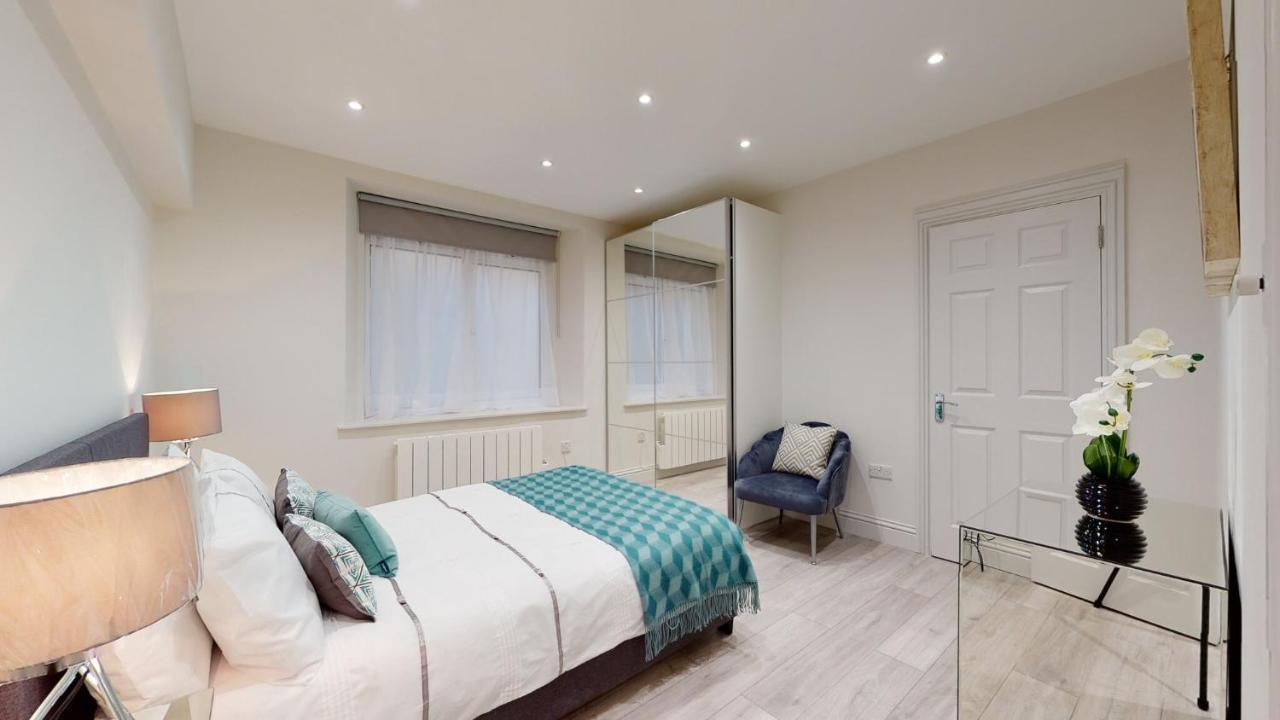 Chic Apartment By Hyde Park Londra Esterno foto