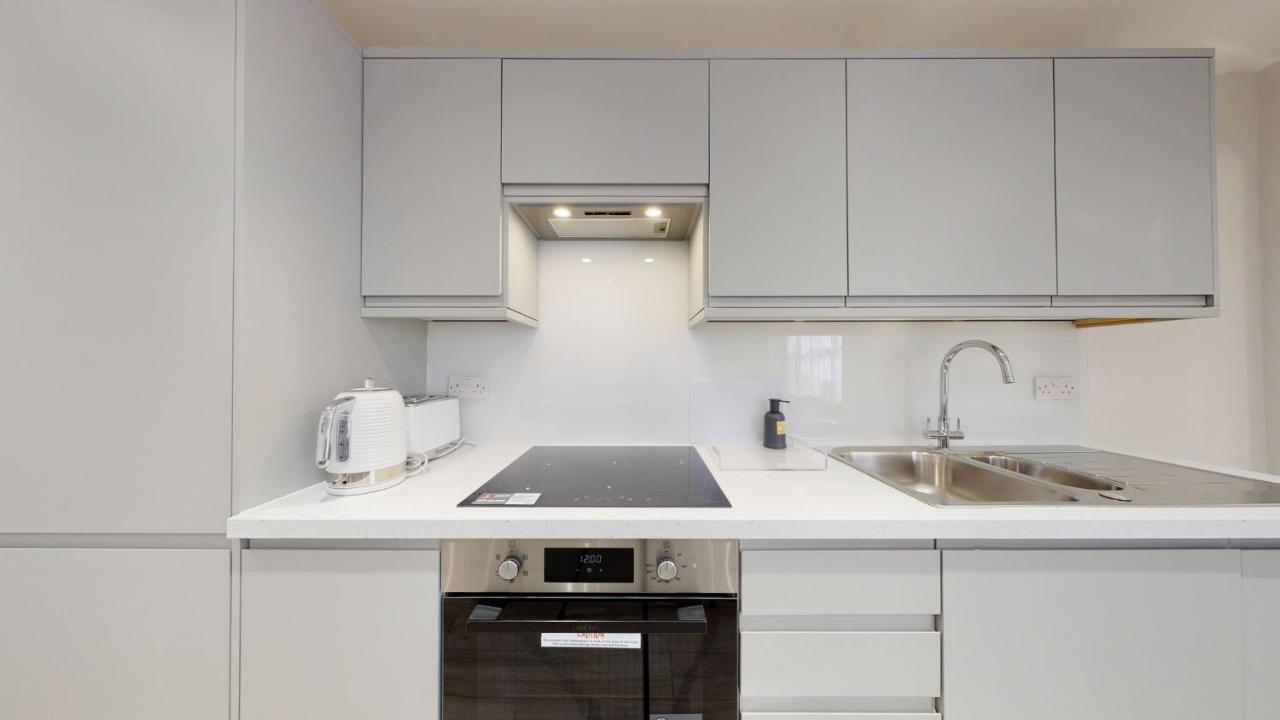 Chic Apartment By Hyde Park Londra Esterno foto