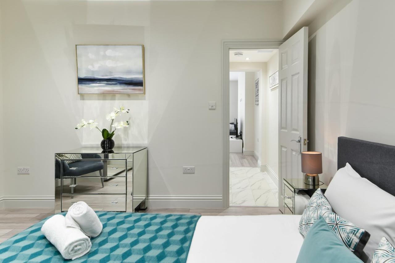 Chic Apartment By Hyde Park Londra Esterno foto