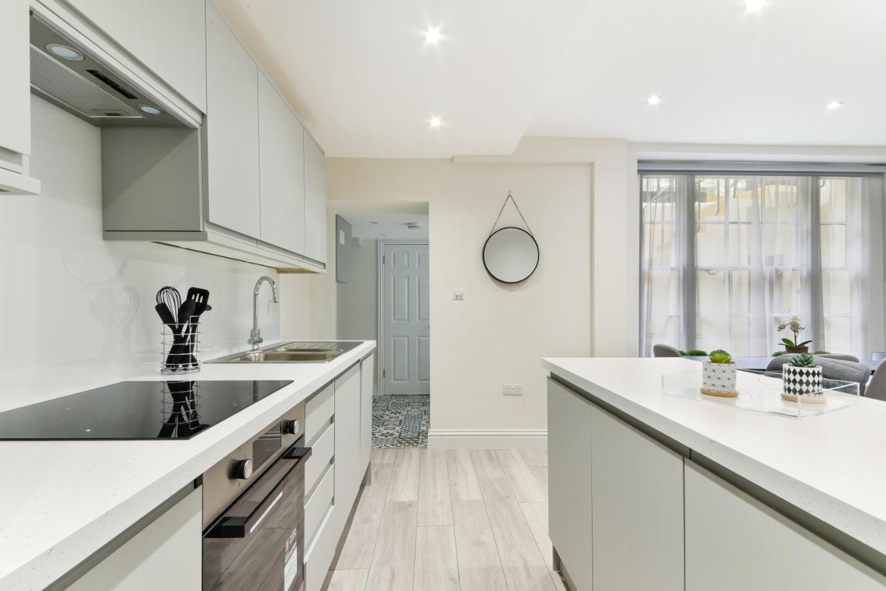 Chic Apartment By Hyde Park Londra Esterno foto
